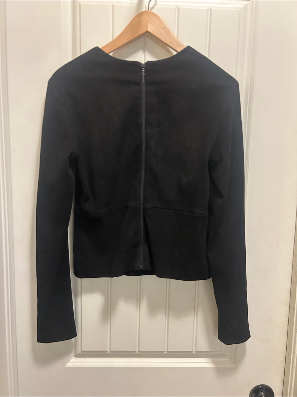 The Row lambskin 8 Black Long-Sleeve top - Picture 4 of 8
